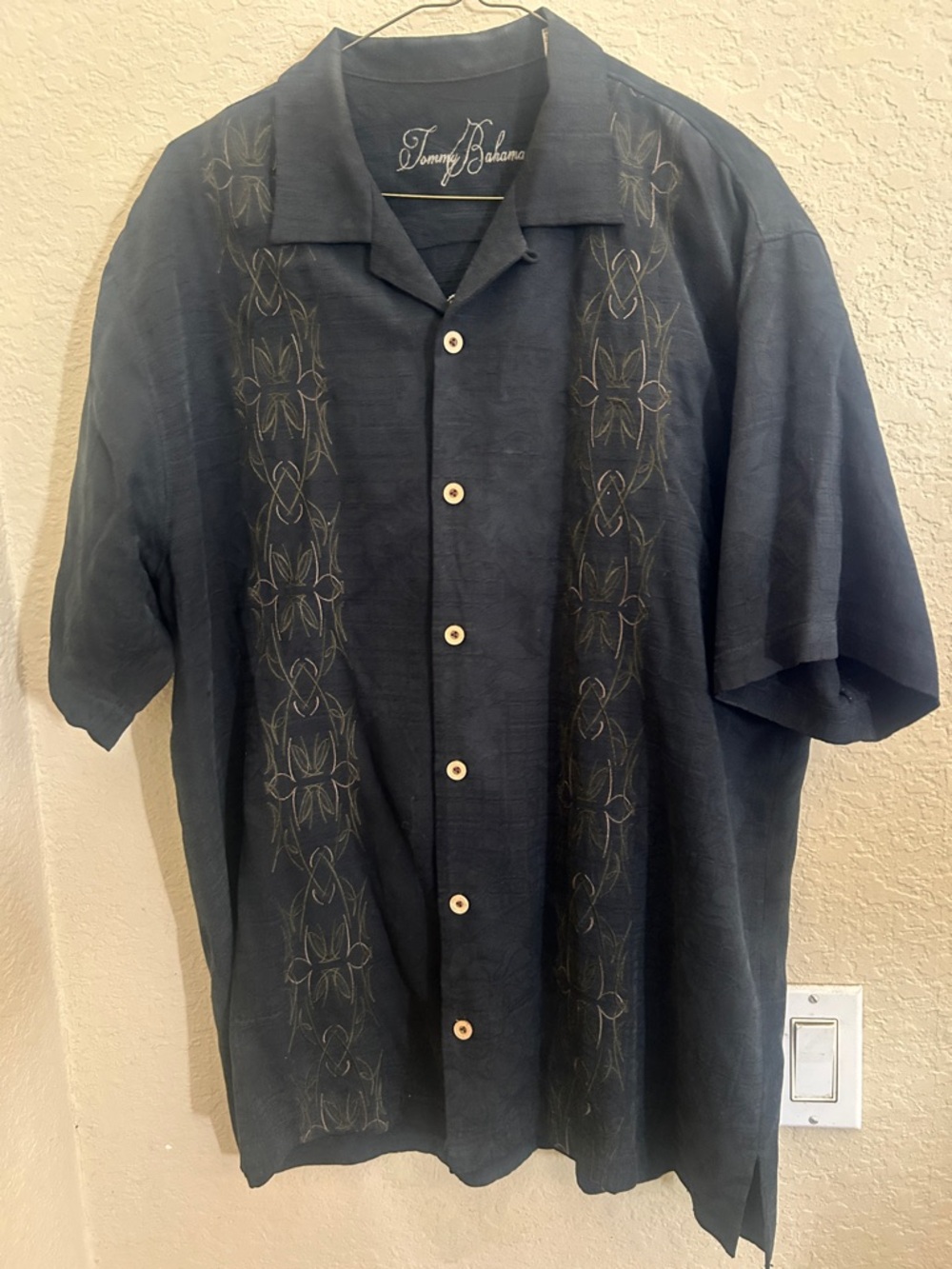 Tommy Bahama Navy Blue Short-Sleeve Linen Camp Shirt with Tonal Embroidery
